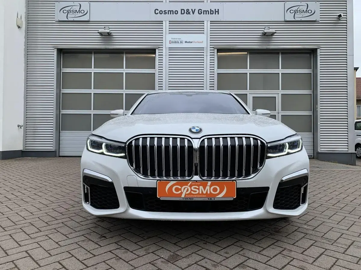 Gebraucht BMW 740 M Sport 340 PS (250 kW) 2020 Weiß Limousine
