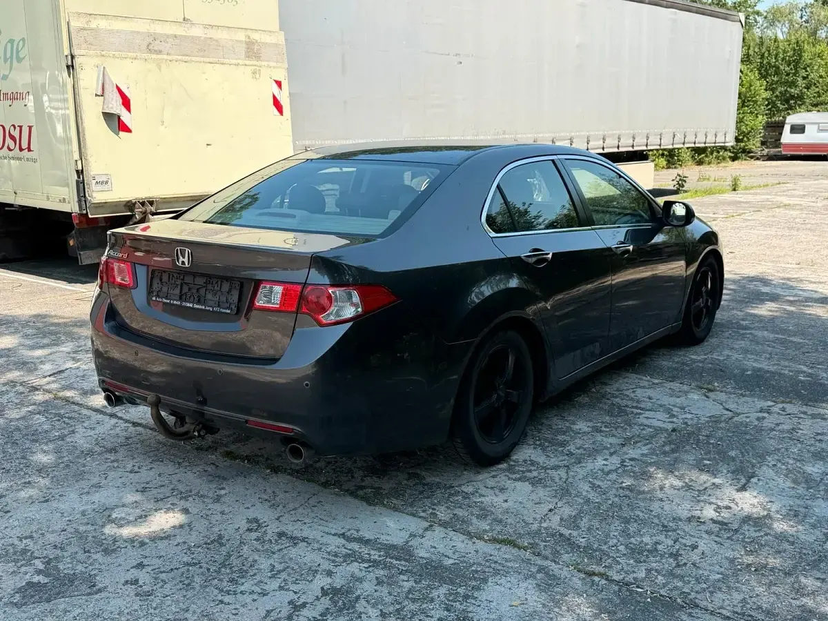 Gebraucht Honda Accord 150 PS (110 kW) 2009 Grau Limousine