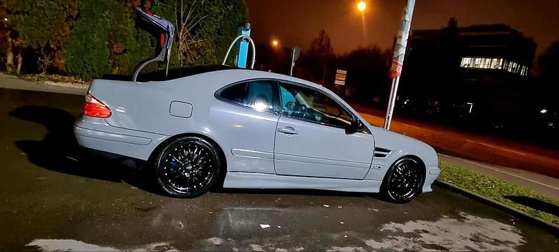 Grau Gebraucht 1999 Mercedes CLK230 Coupé | 4.800 € (Fairer Preis) - Bild 1/4