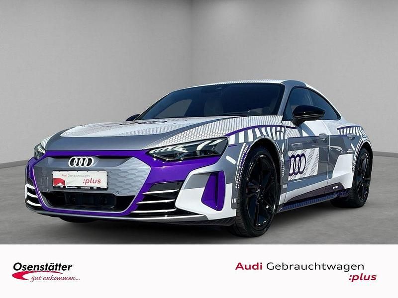 Weiss Gebraucht 2024 Audi RS e-tron GT Sport Limousine | 114.320 € - Bild 1/4
