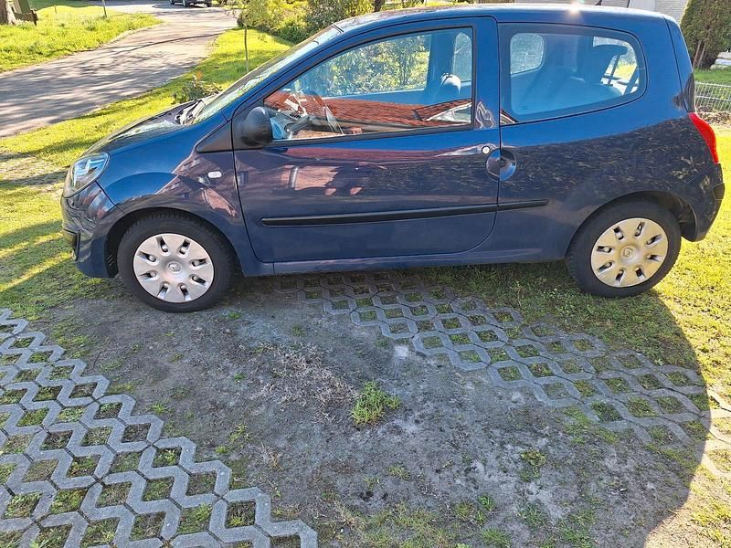 Second-hand Renault Twingo 60 CP (44 kW) 2007 Albastru Hatchback