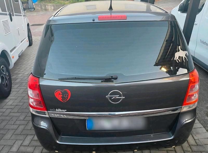 Gebraucht Opel Zafira 140 PS (102 kW) 2007 Braun Van / Kleinbus