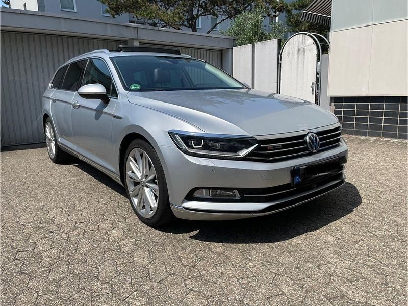 Gebraucht VW Passat Highline 239 PS (175 kW) 2015 Grau Kombi