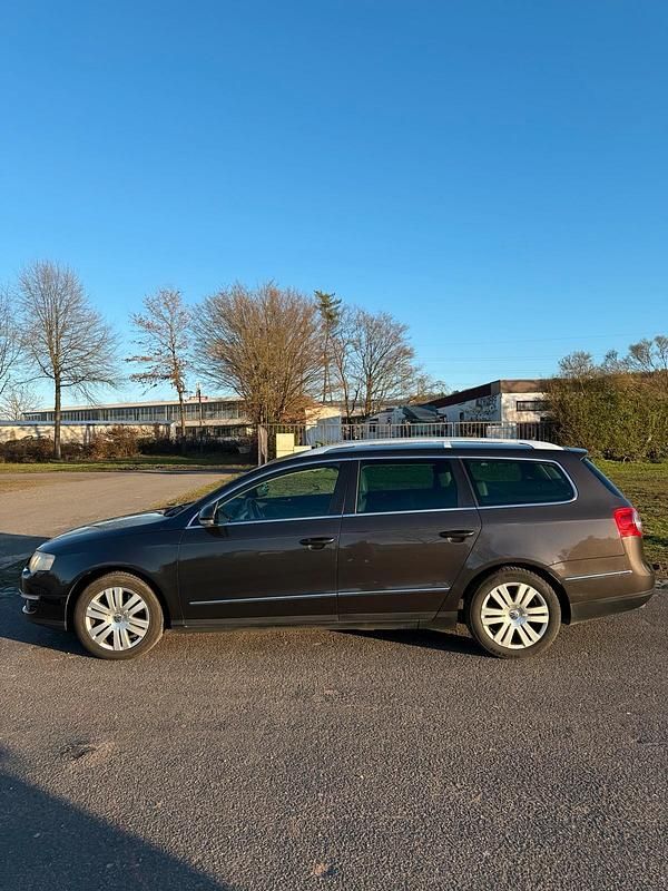 Gebraucht VW Passat 158 PS (116 kW) 2007 Braun Kombi