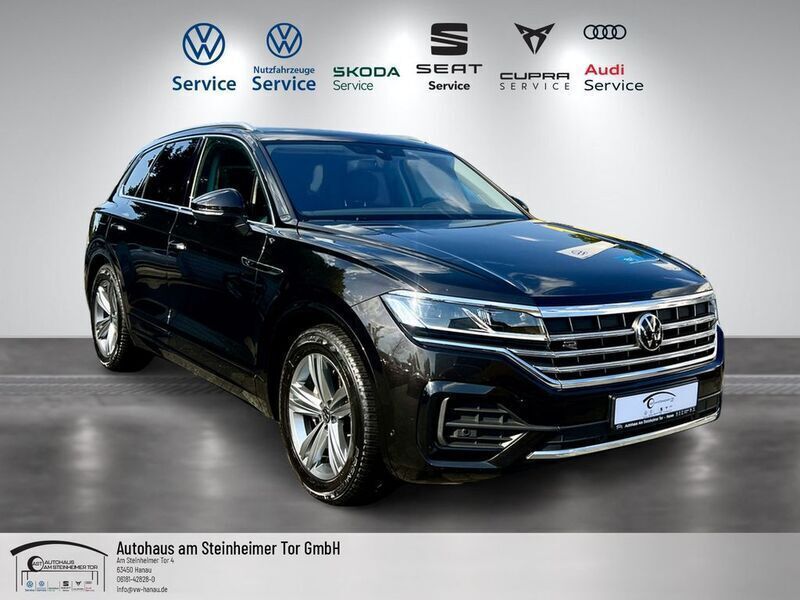 Braun Gebraucht 2023 VW Touareg R-line SUV | 45.890 € (Etwas zu teuer) - Bild 1/4