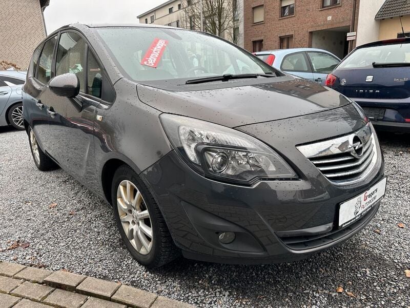 Gebraucht Opel Meriva Innovation 140 PS (102 kW) 2013 Grau Van / Kleinbus