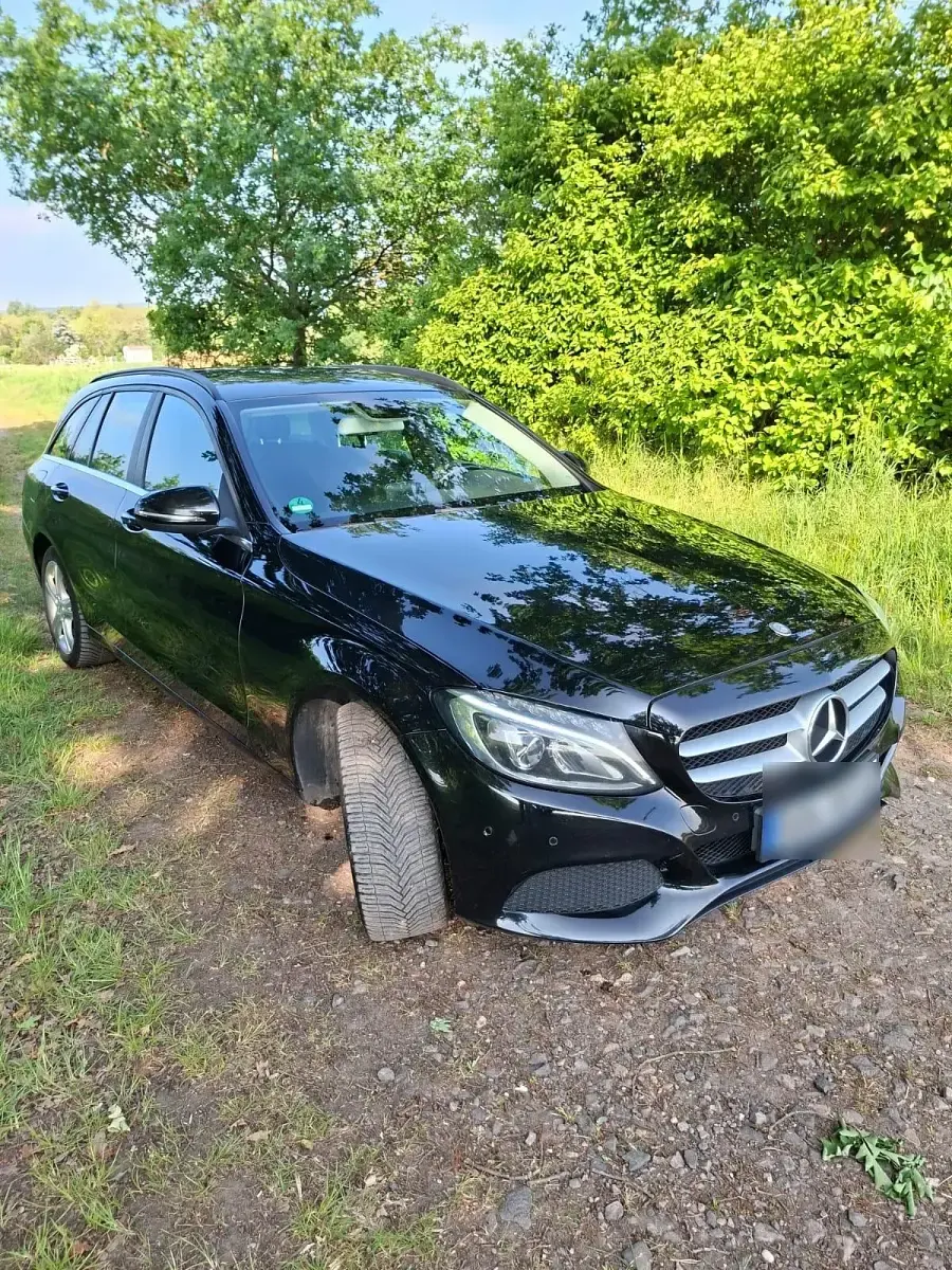 Gebraucht Mercedes 220 170 PS (125 kW) 2016 Schwarz Kombi