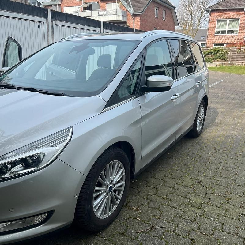 Gebraucht Ford Galaxy Titanium 210 PS (154 kW) 2018 Grau Van / Kleinbus