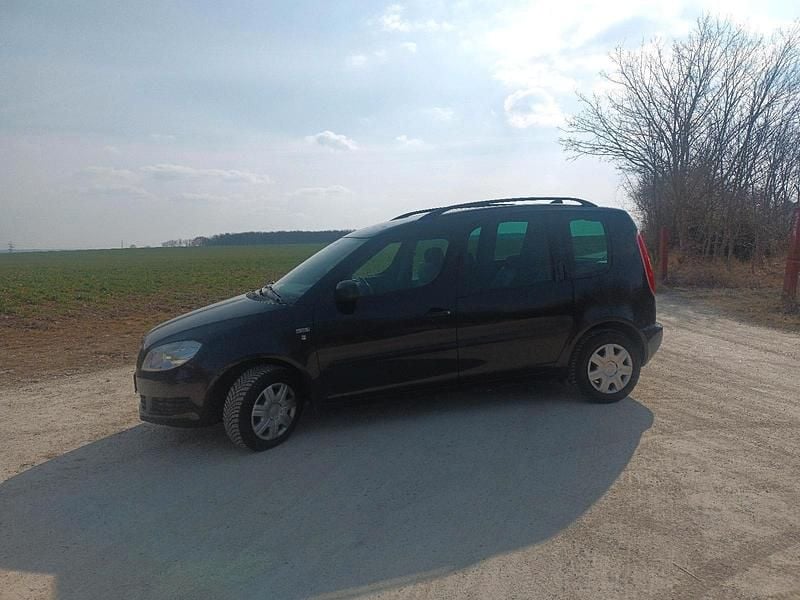 Gebraucht Skoda Roomster 105 PS (77 kW) 2011 Schwarz Van / Kleinbus
