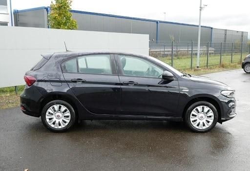 Gebraucht Fiat Tipo 130 PS (95 kW) 2024 Schwarz Limousine