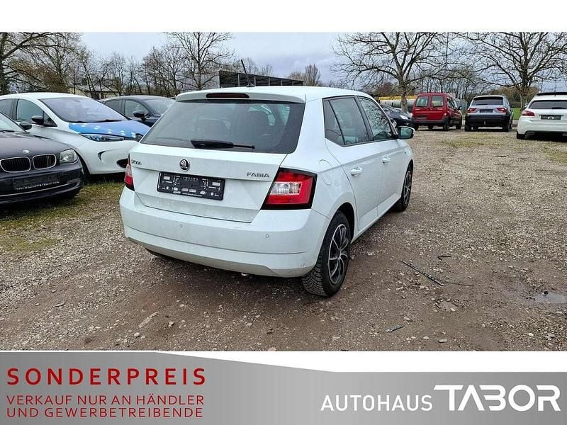 Gebraucht Skoda Fabia Drive 90 PS (66 kW) 2017 Laserweiss Kleinwagen