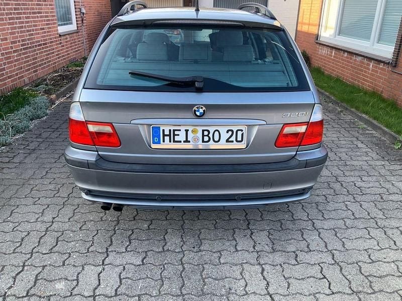 Usata BMW 320 170 CV (125 kW) 2003 Grigio Station wagon