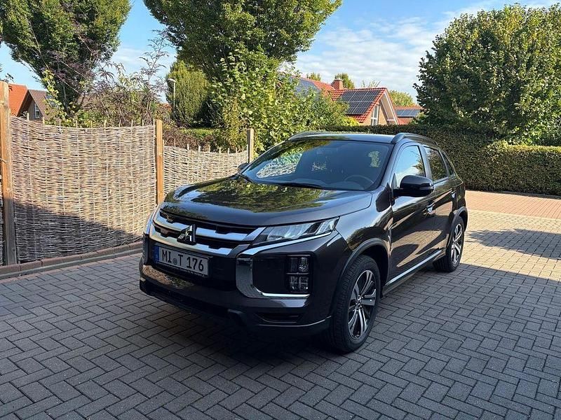Braun Gebraucht 2020 Mitsubishi ASX Edition SUV | 22.999 € (Teuer) - Bild 1/4