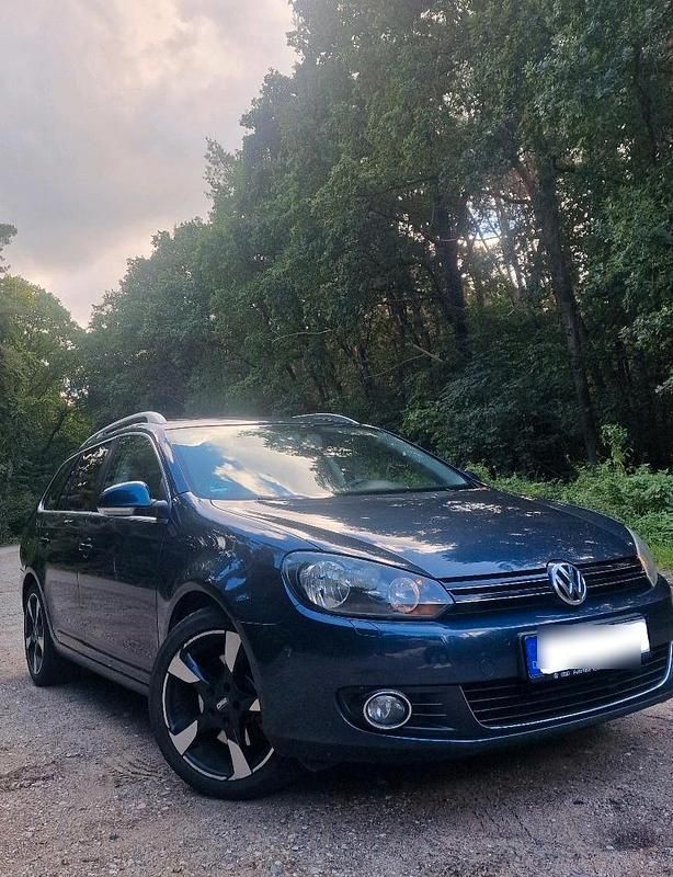 Grau Gebraucht 2009 VW Golf VI Kombi | 3.999 € (Etwas zu teuer) - Bild 1/4
