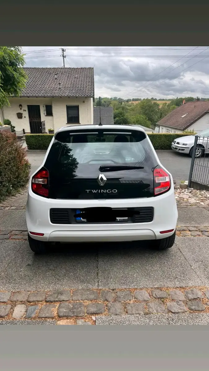 Gebraucht Renault Twingo Intens 70 PS (51 kW) 2018 Weiß Kleinwagen