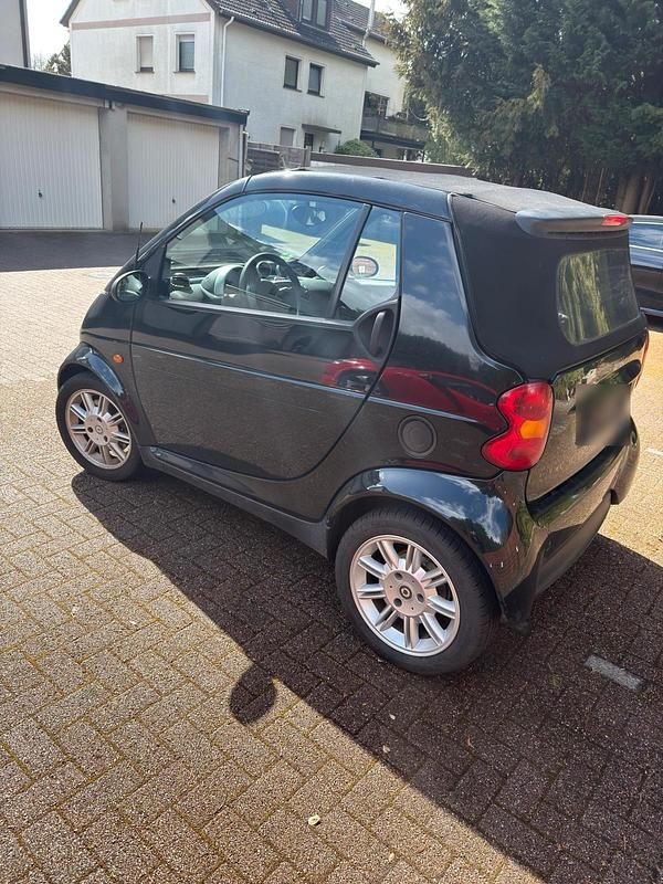 Gebraucht Smart ForTwo Cabrio 61 PS (44 kW) 2003 Schwarz Cabrio
