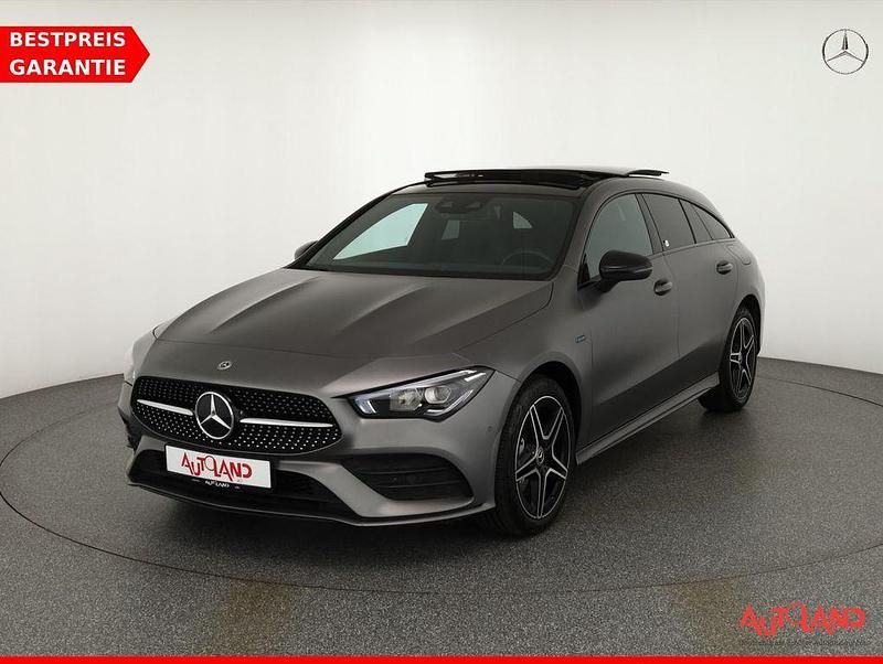 Grau Gebraucht 2020 Mercedes CLA250e Shooting Brake AMG line Kombi | 31.990 € (Teuer) - Bild 1/4