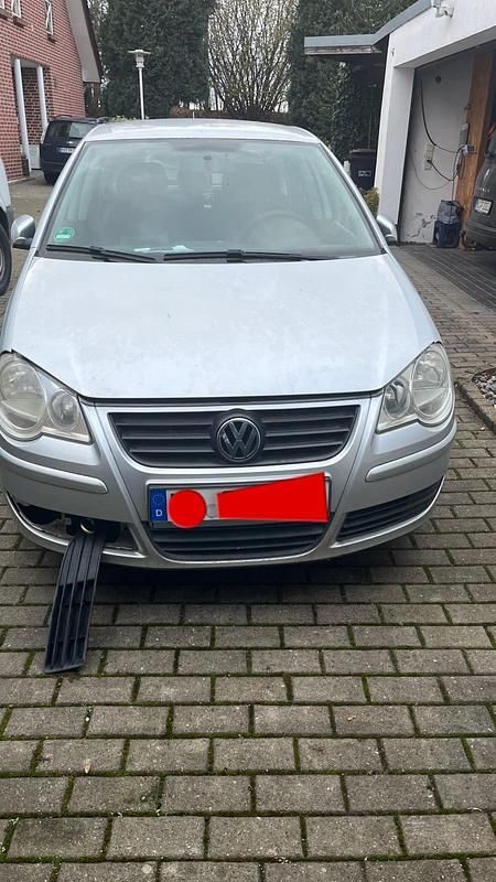 Silber Gebraucht 2007 VW Polo Kleinwagen | 600 € (Superpreis) - Bild 1/4