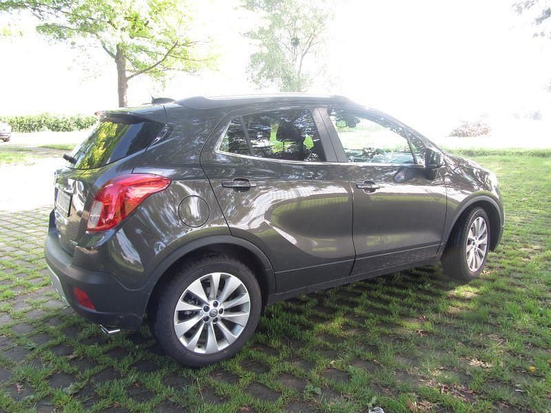 Grau Gebraucht 2016 Opel Mokka Color Innovation SUV | 11.800 € (Fairer Preis) - Bild 1/4