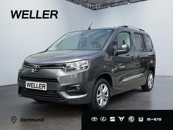 Grau Gebraucht 2020 Toyota Proace Verso City Kombi | 24.990 € (Etwas zu teuer) - Bild 1/3