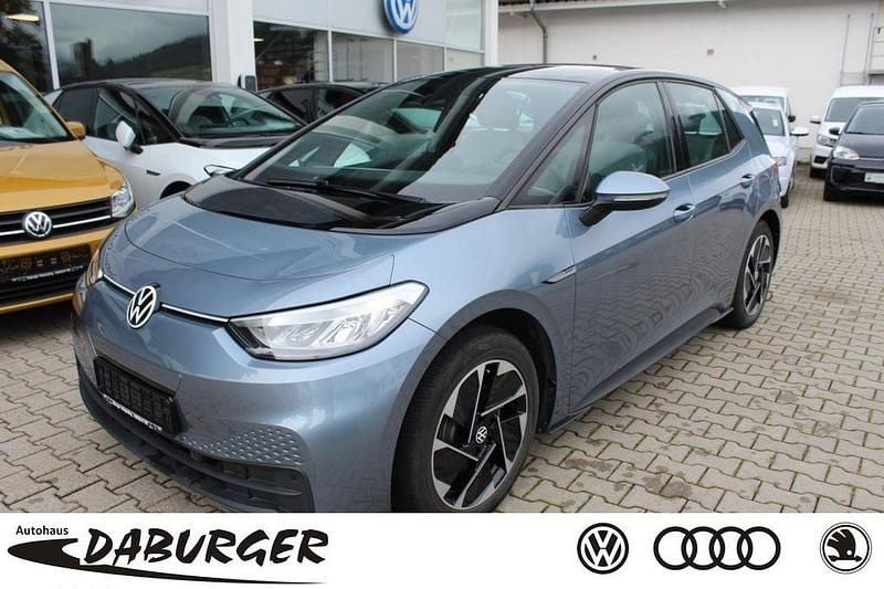 Blau Gebraucht 2022 VW ID.3 Pro Performance Kleinwagen | 20.990 € (Superpreis) - Bild 1/4