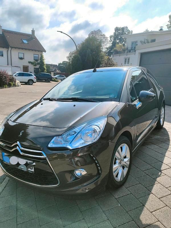 Braun Gebraucht 2014 Citroën DS3 Cabriolet Cabrio | 6.600 € (Fairer Preis) - Bild 1/4