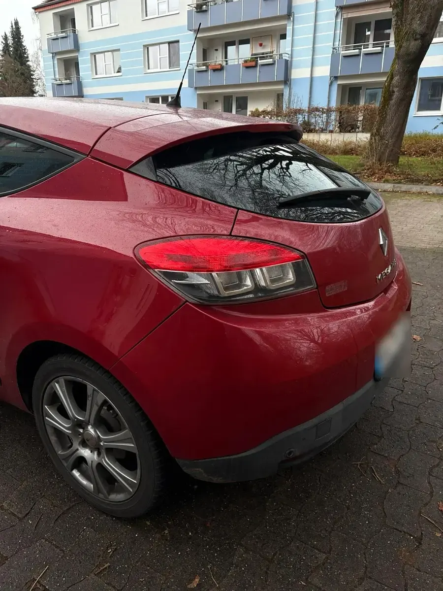 Gebraucht Renault Mégane Coupé 180 PS (132 kW) 2010 Rot Coupé