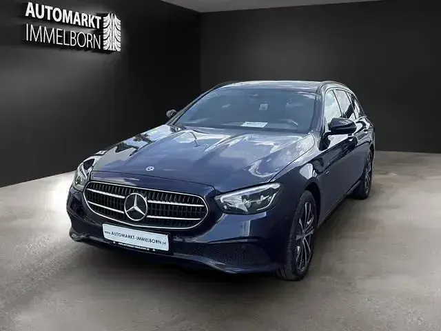 Gebraucht Mercedes E300 306 PS (225 kW) 2021 Cavansitblau (metallic) Kombi