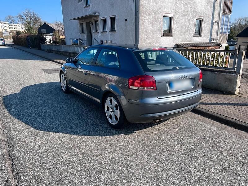 Gebraucht Audi A3 140 PS (102 kW) 2004 Grau Kleinwagen