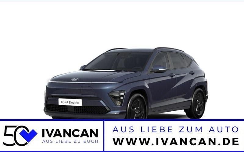Neu Hyundai Kona Select 99 kW (135 PS) 2025 Blau (sailing blue) SUV