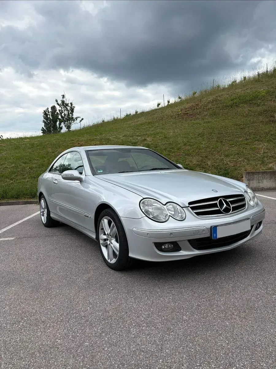 Gebraucht Mercedes CLK200 Avantgarde 184 PS (135 kW) 2008 Silber Coupé