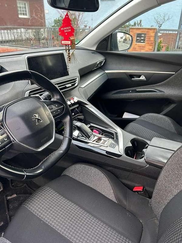 Gebraucht Peugeot 5008 GT 181 PS (133 kW) 2018 Weiß SUV