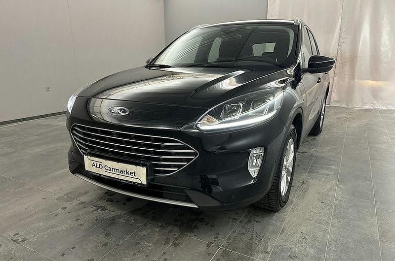Schwarz Gebraucht 2022 Ford Kuga Titanium SUV | 17.990 € (Superpreis) - Bild 1/4