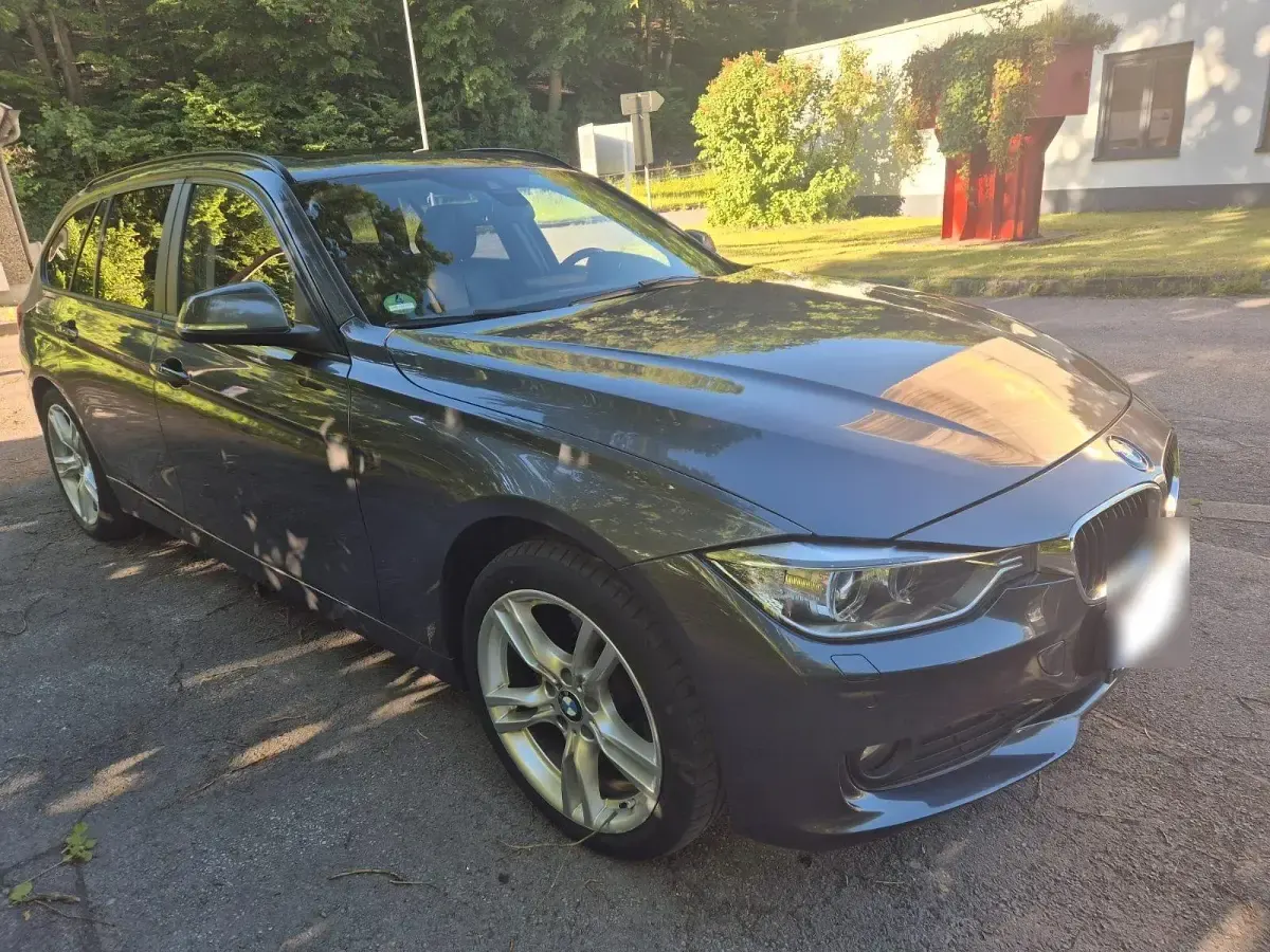 Gebraucht BMW 320 184 PS (135 kW) 2014 Grau Kombi