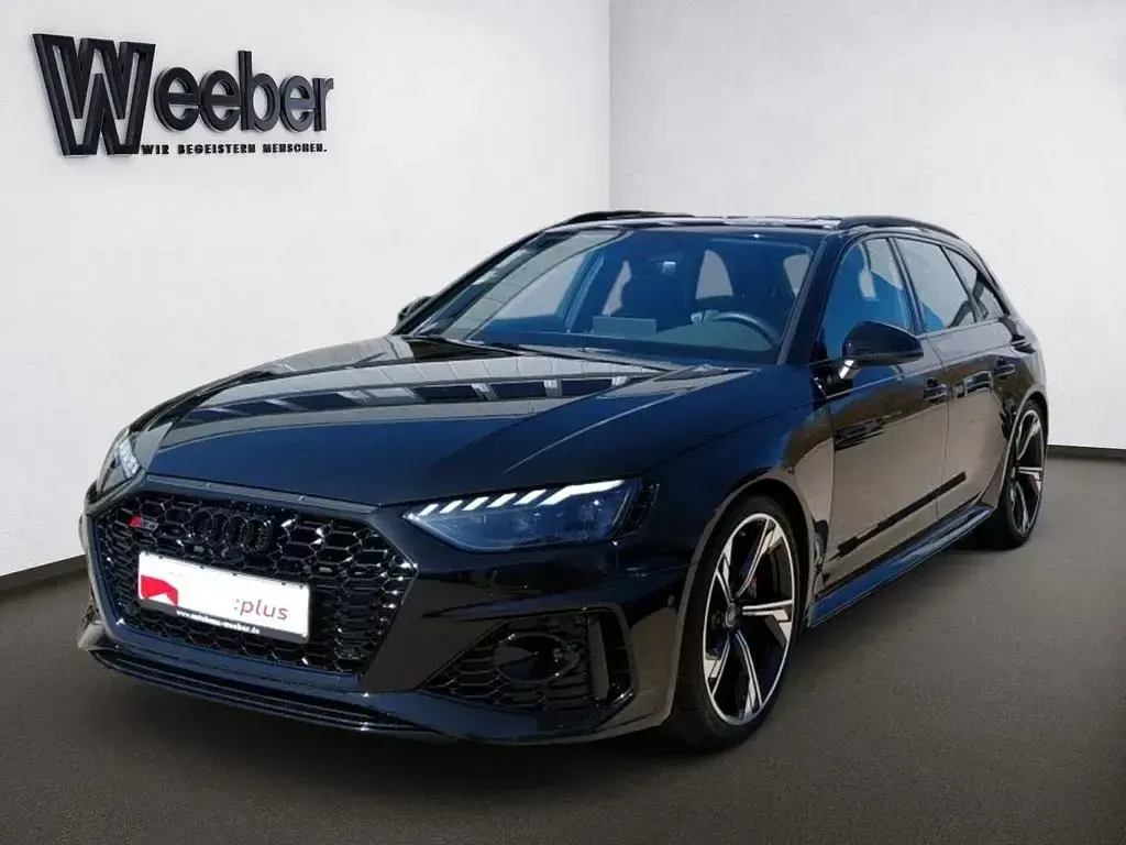 Gebraucht Audi RS4 Ambiente 450 PS (330 kW) 2023 Mythosschwarz (metallic) Kombi