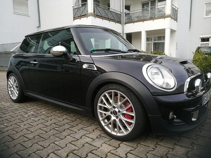Usado Mini John Cooper Works 211 HP (155 kW) 2010 Preto Citadino