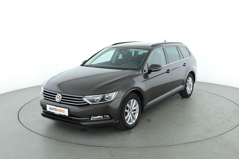 Braun Gebraucht 2018 VW Passat Comfortline Kombi | 14.850 € (Guter Preis) - Bild 1/3
