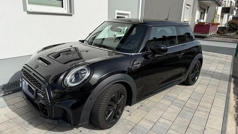 Gebraucht Mini John Cooper Works 178 PS (130 kW) 2021 Schwarz Kleinwagen