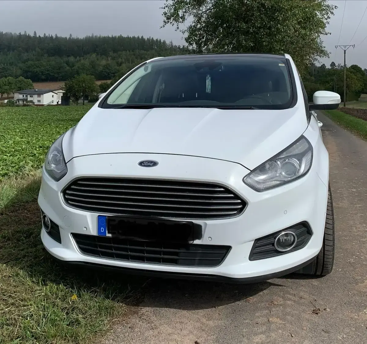 Gebraucht Ford S-MAX Titanium 209 PS (153 kW) 2015 Weiß Van / Kleinbus