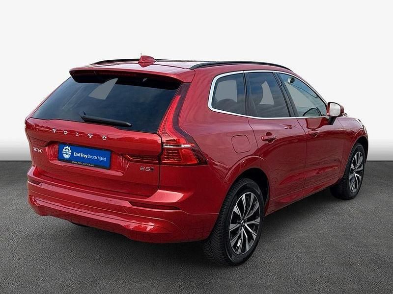 Gebraucht Volvo XC60 Core 250 PS (183 kW) 2024 Fusion red metallic SUV