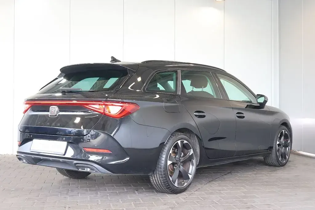 Gebraucht Cupra Leon 150 PS (110 kW) 2024 Schwarz Limousine