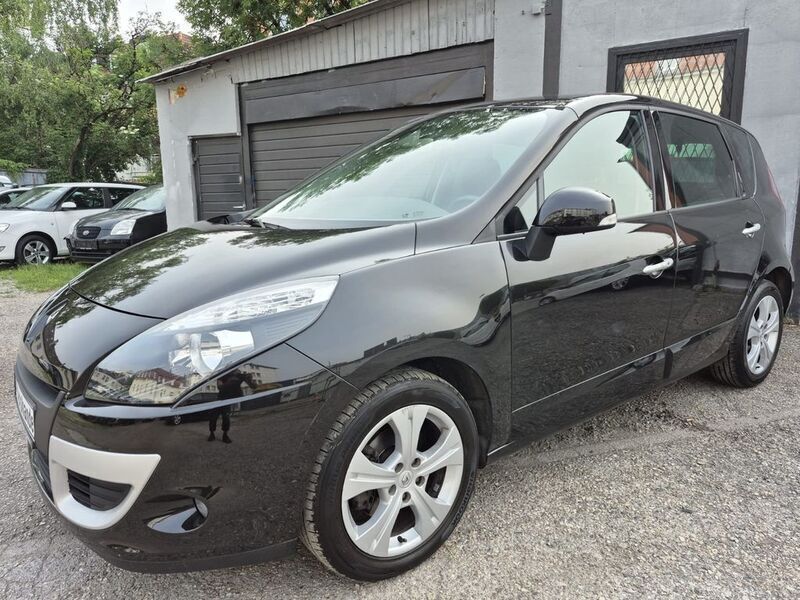 Schwarz Gebraucht 2010 Renault Scénic III Dynamique Van / Kleinbus | 5.990 € (Fairer Preis) - Bild 1/4