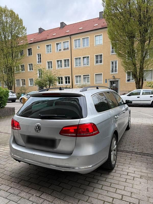 Gebraucht VW Passat 140 PS (102 kW) 2014 Silber Kombi