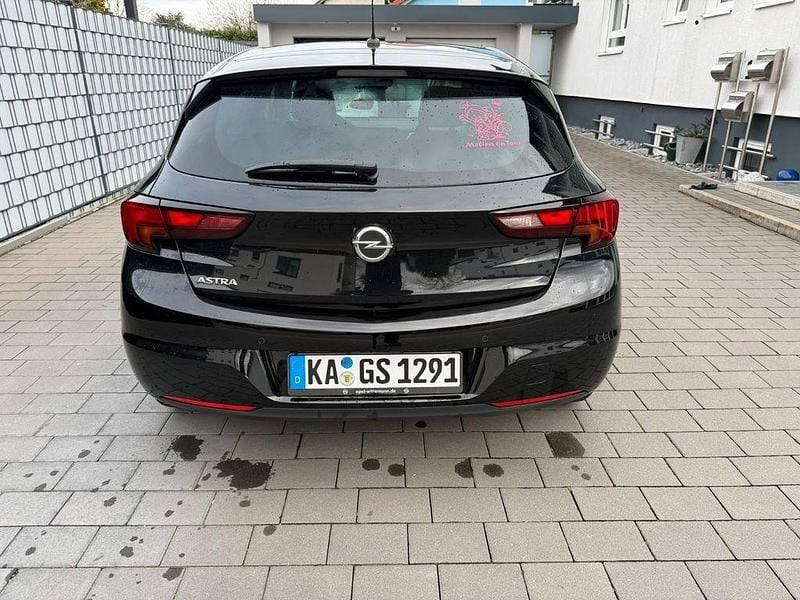 Gebraucht Opel Astra 110 PS (80 kW) 2021 Schwarz Limousine
