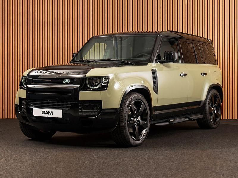 Schwarz Gebraucht 2025 Land Rover Defender HSE Dynamic SUV | 106.500 € (Teuer) - Bild 1/4