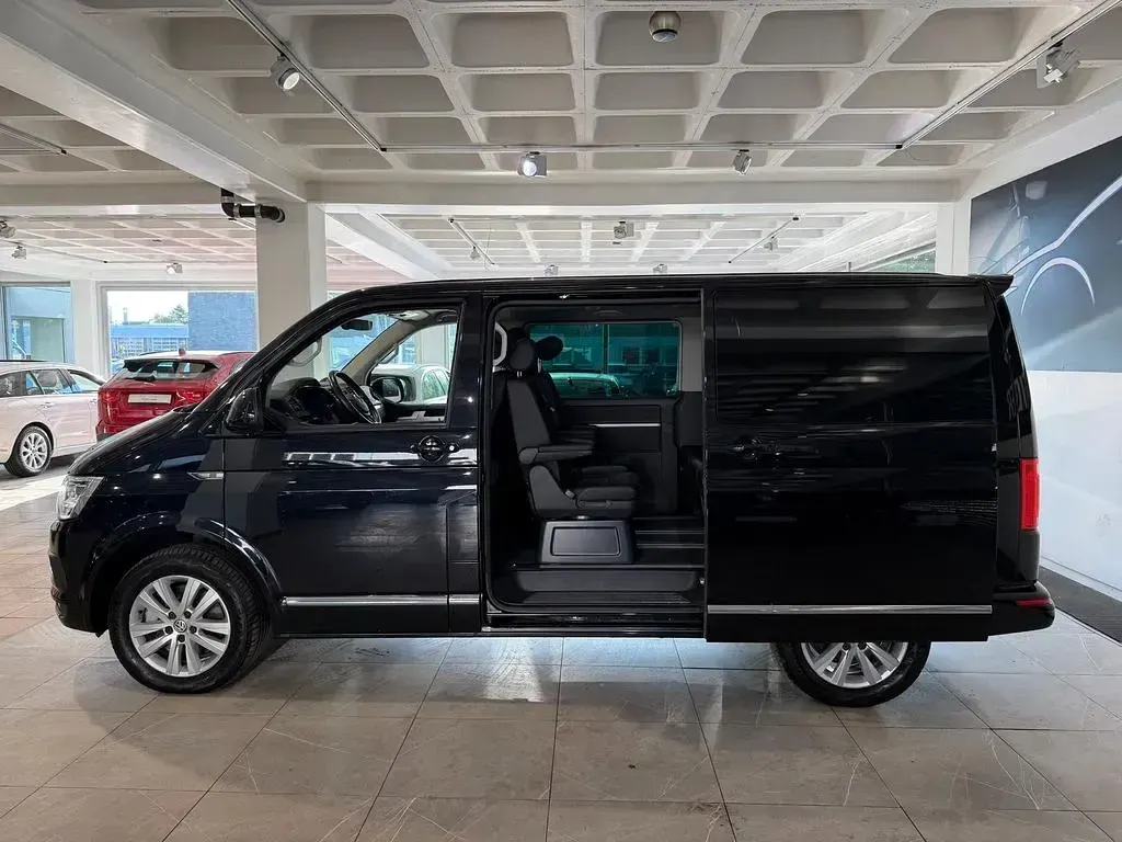 Używany VW T6 Highline 204 KM (150 kW) 2015 Czerwony Van