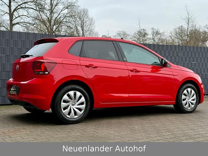 Gebraucht VW Polo Beats 75 PS (55 kW) 2018 Rot Kleinwagen