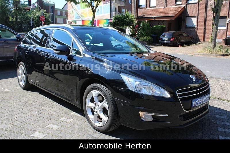 Gebraucht Peugeot 508 Active 140 PS (102 kW) 2014 Schwarz Kombi