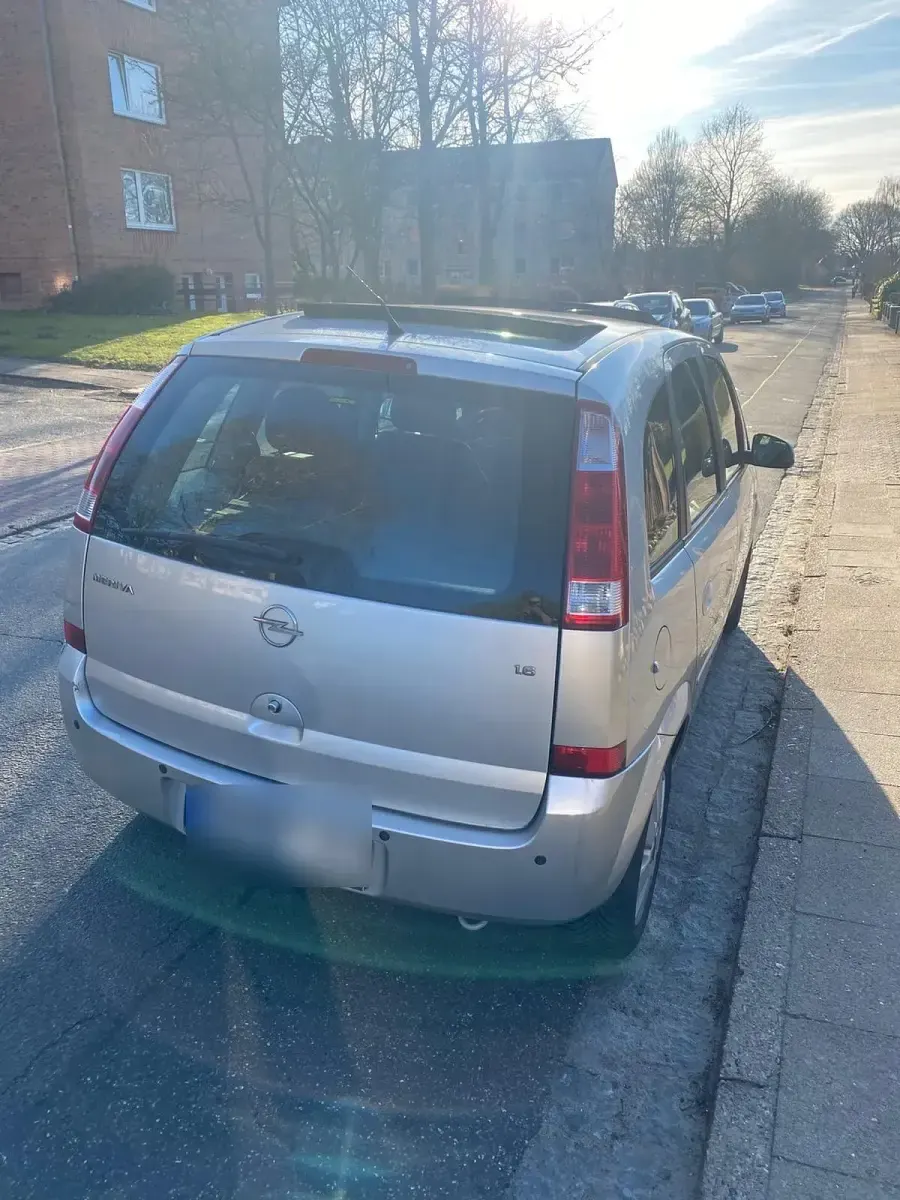 Gebraucht Opel Meriva 101 PS (74 kW) 2003 Silber Van / Kleinbus