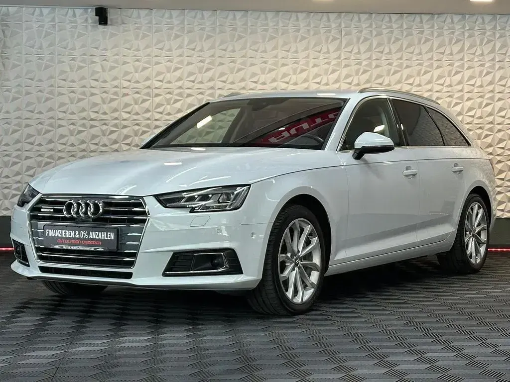 Gebraucht Audi A4 Sport 190 PS (139 kW) 2017 Weiß Limousine